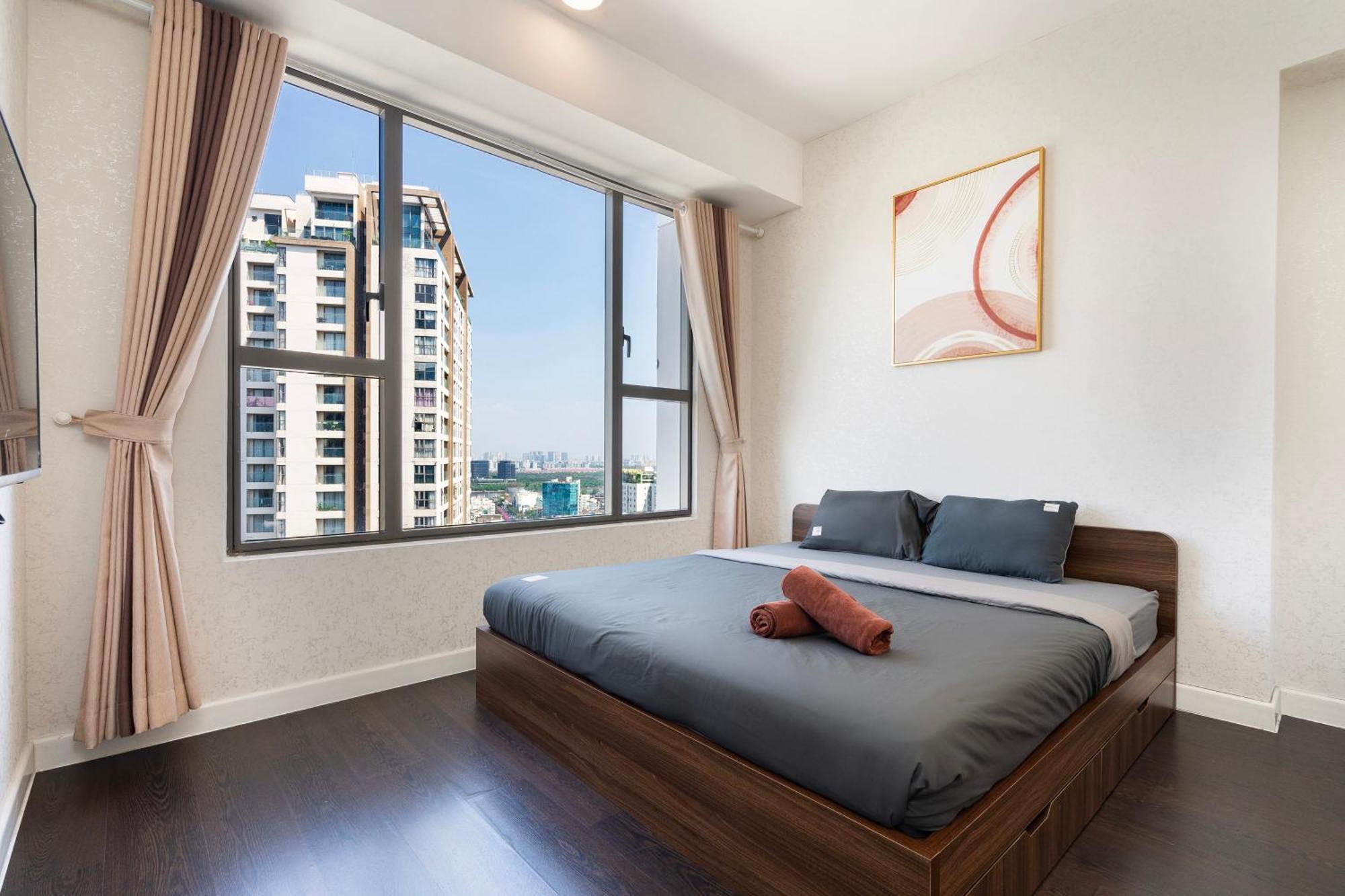 Stay With Me Saigon Apartment - Rivergate Residence Хошимин Экстерьер фото