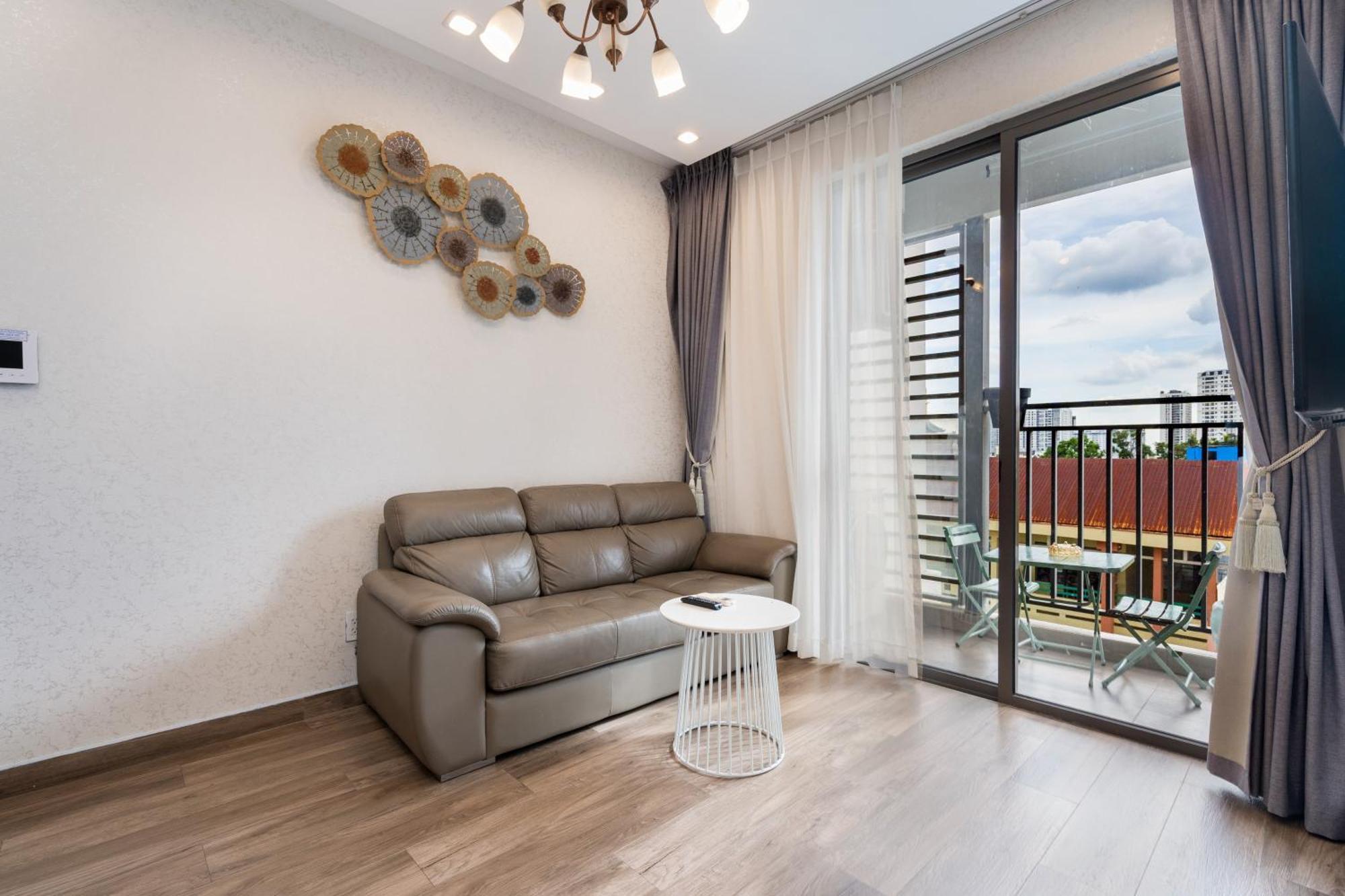 Stay With Me Saigon Apartment - Rivergate Residence Хошимин Экстерьер фото